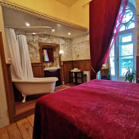 Gostinjska kuća Castle 3*