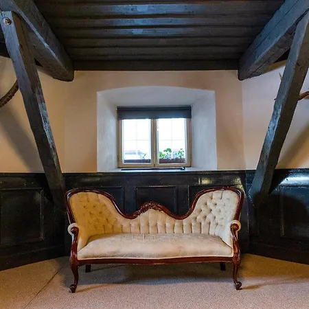 Castle 3* Laitse