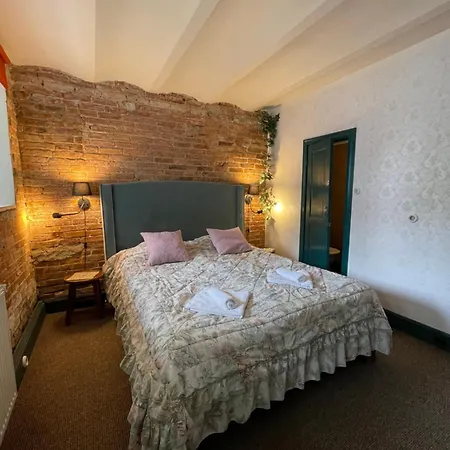 Guest house Castle