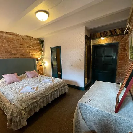 Castle Penzion Laitse