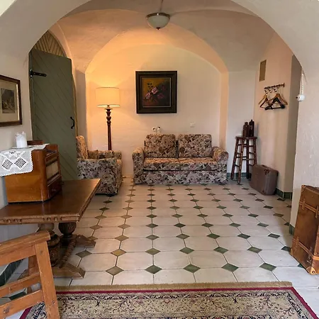 Castle Guest house *