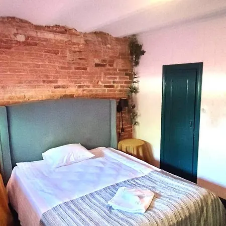 Castle Gostinjska kuća 3*