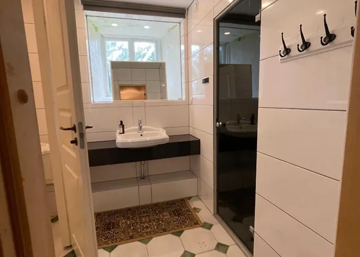 Castle Gostinjska kuća Laitse