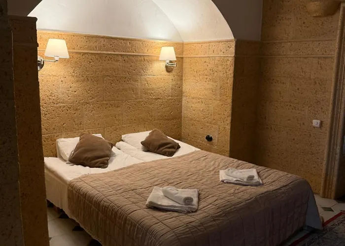 Castle Guest house 3*